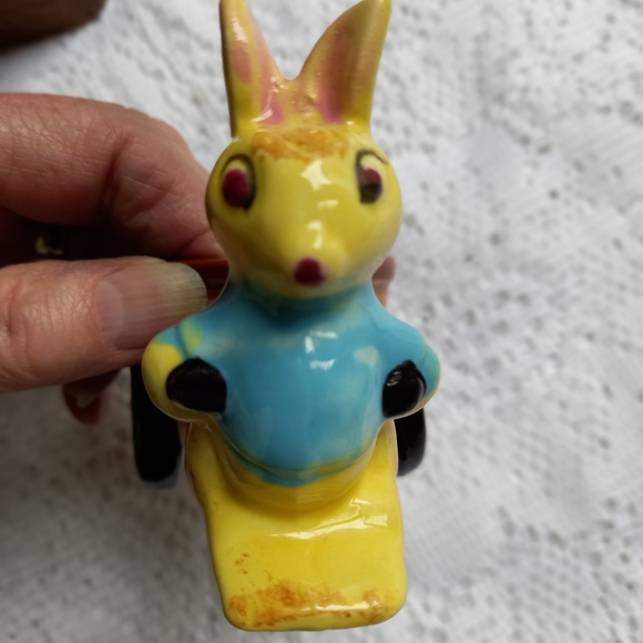 Rabbit egg holder with a wagon - Picture 3 of 9